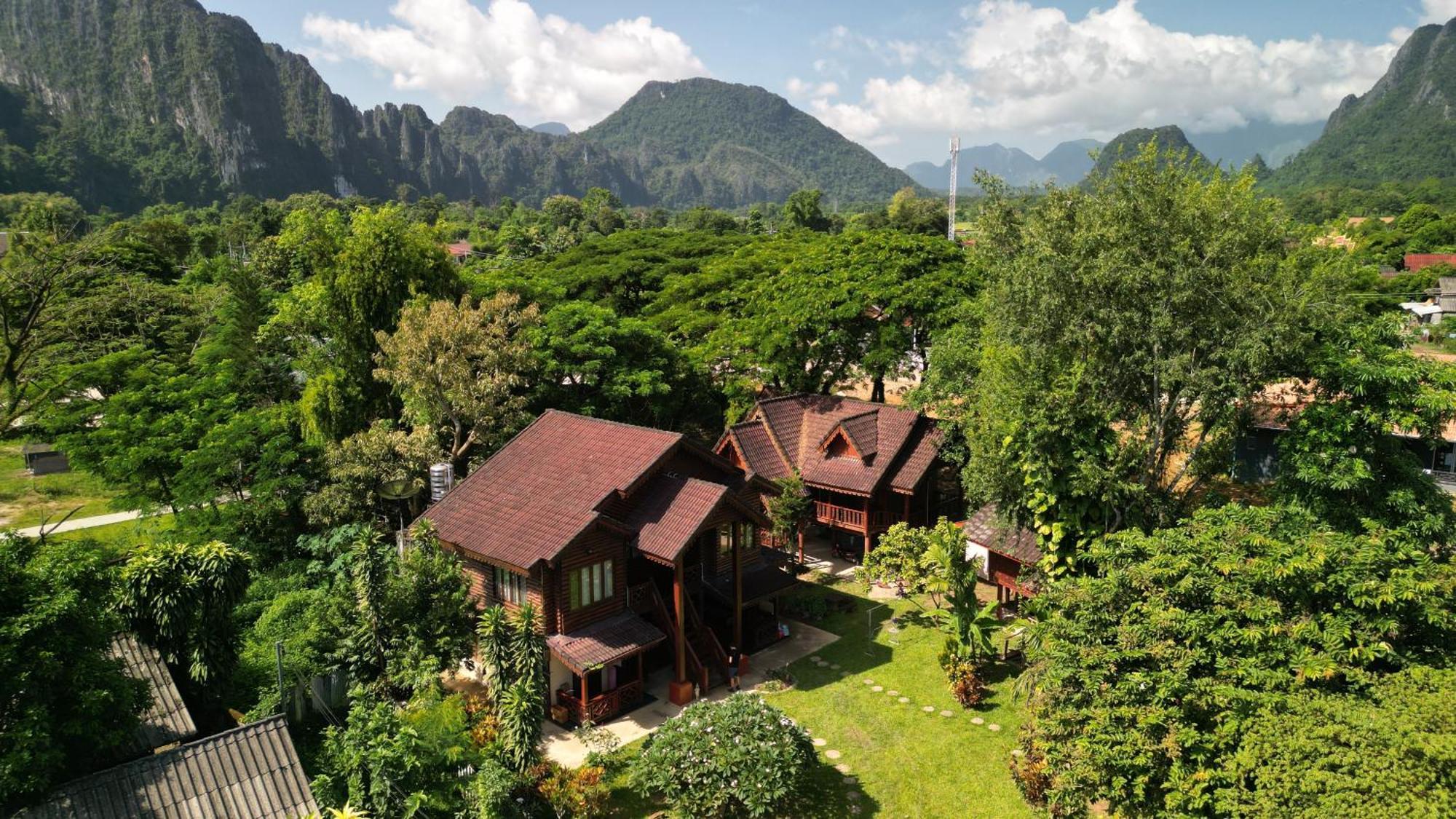 Namsong Bridge Bungalows 방 비엥 외부 사진
